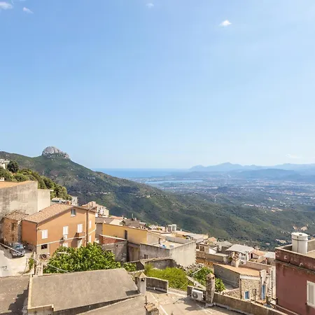 La Torre Dei Colombo Maison d'hôtes 3*