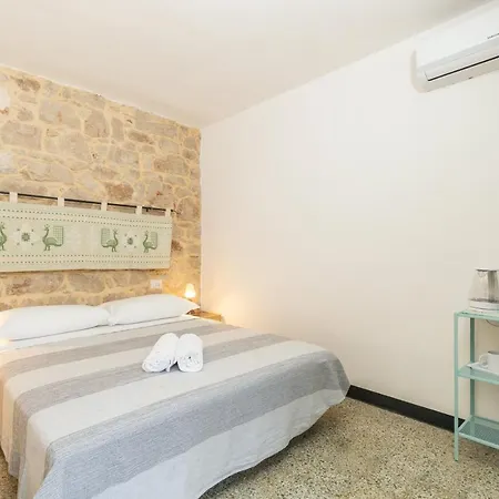 La Torre Dei Colombo Guest house *